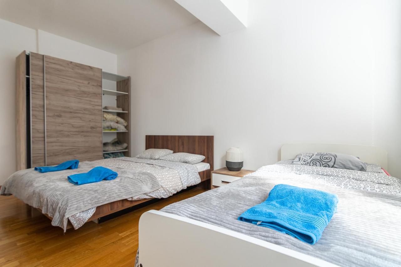 High-End Spacious Apartment Next To City Mall Skopie Exterior foto