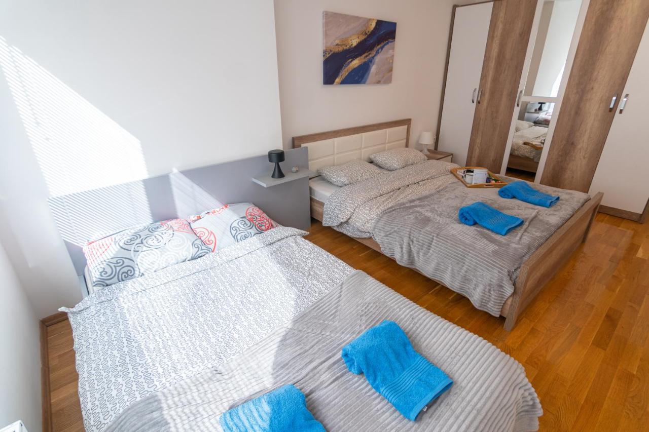 High-End Spacious Apartment Next To City Mall Skopie Exterior foto