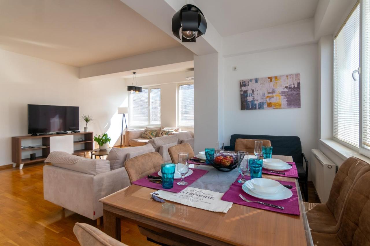 High-End Spacious Apartment Next To City Mall Skopie Exterior foto